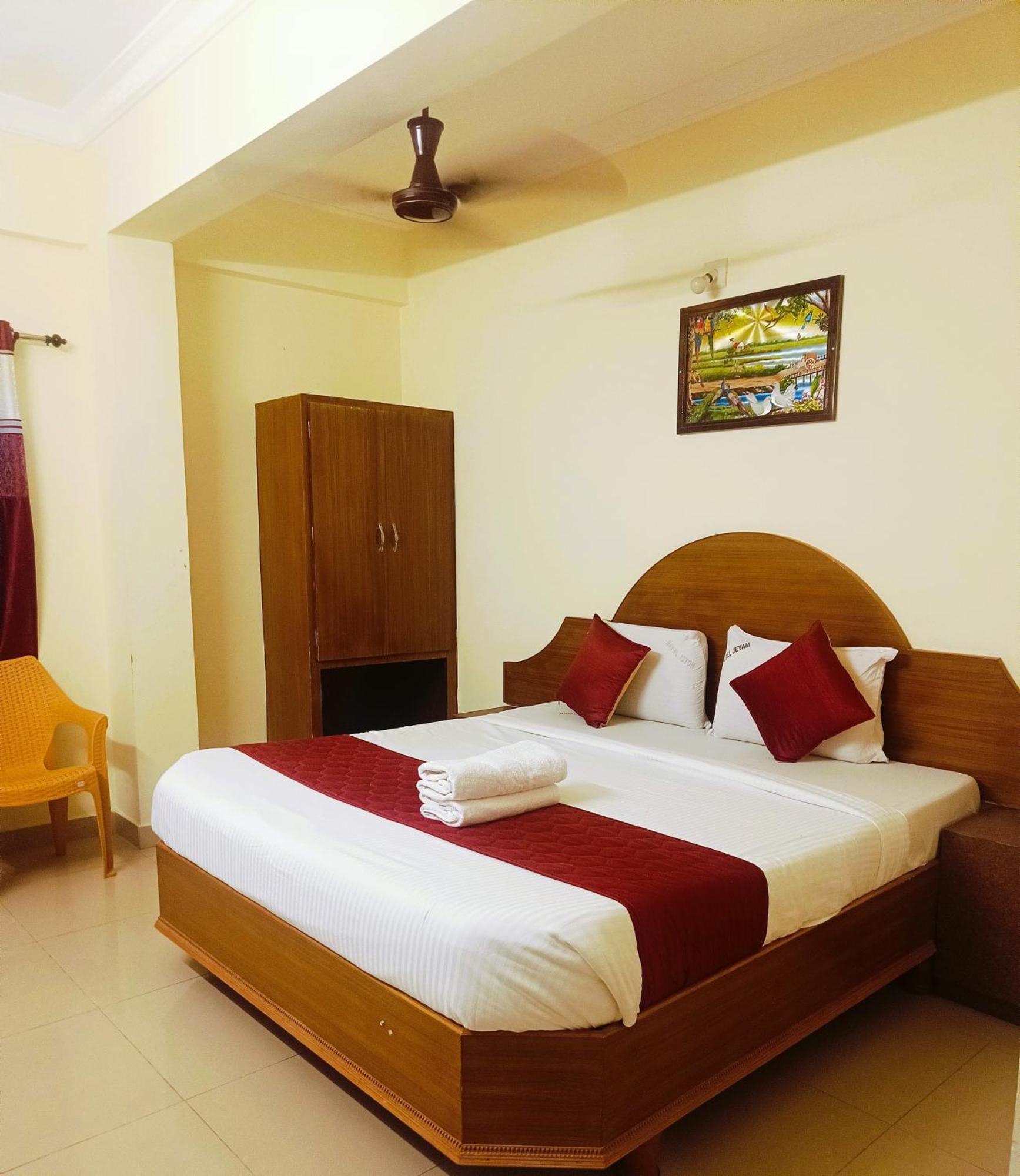 Hotel Jeyam Kanyakumari Esterno foto