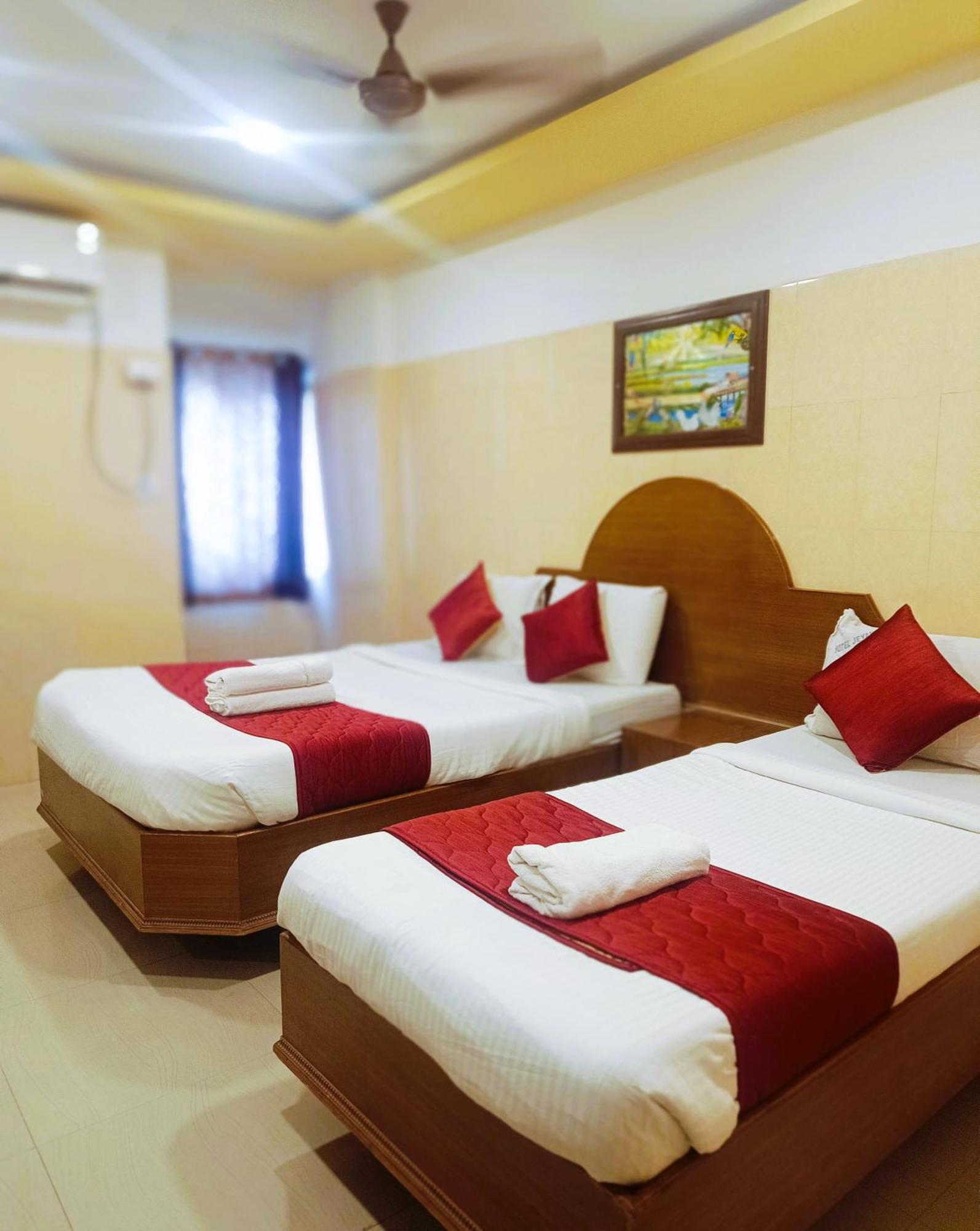 Hotel Jeyam Kanyakumari Esterno foto