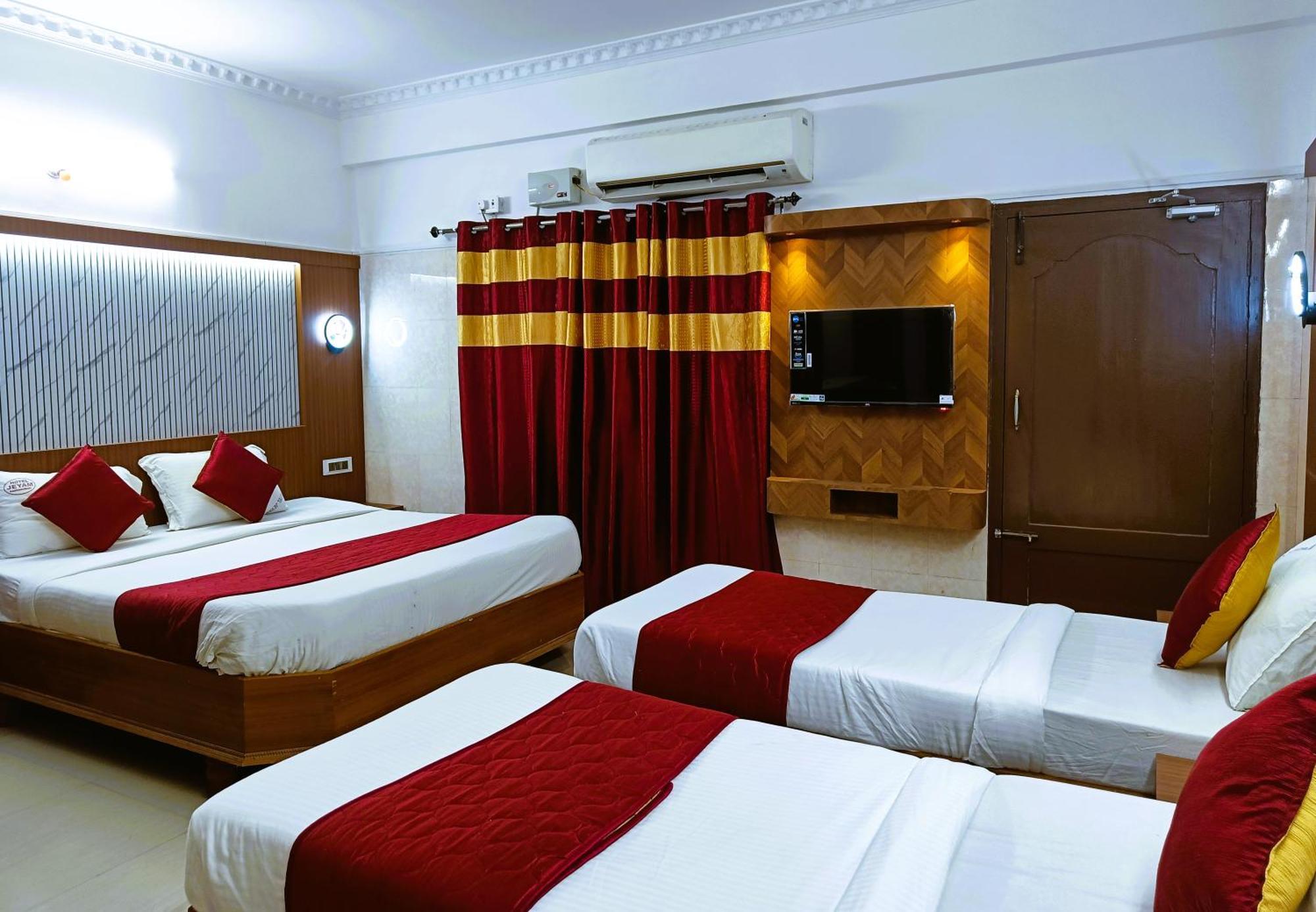 Hotel Jeyam Kanyakumari Esterno foto
