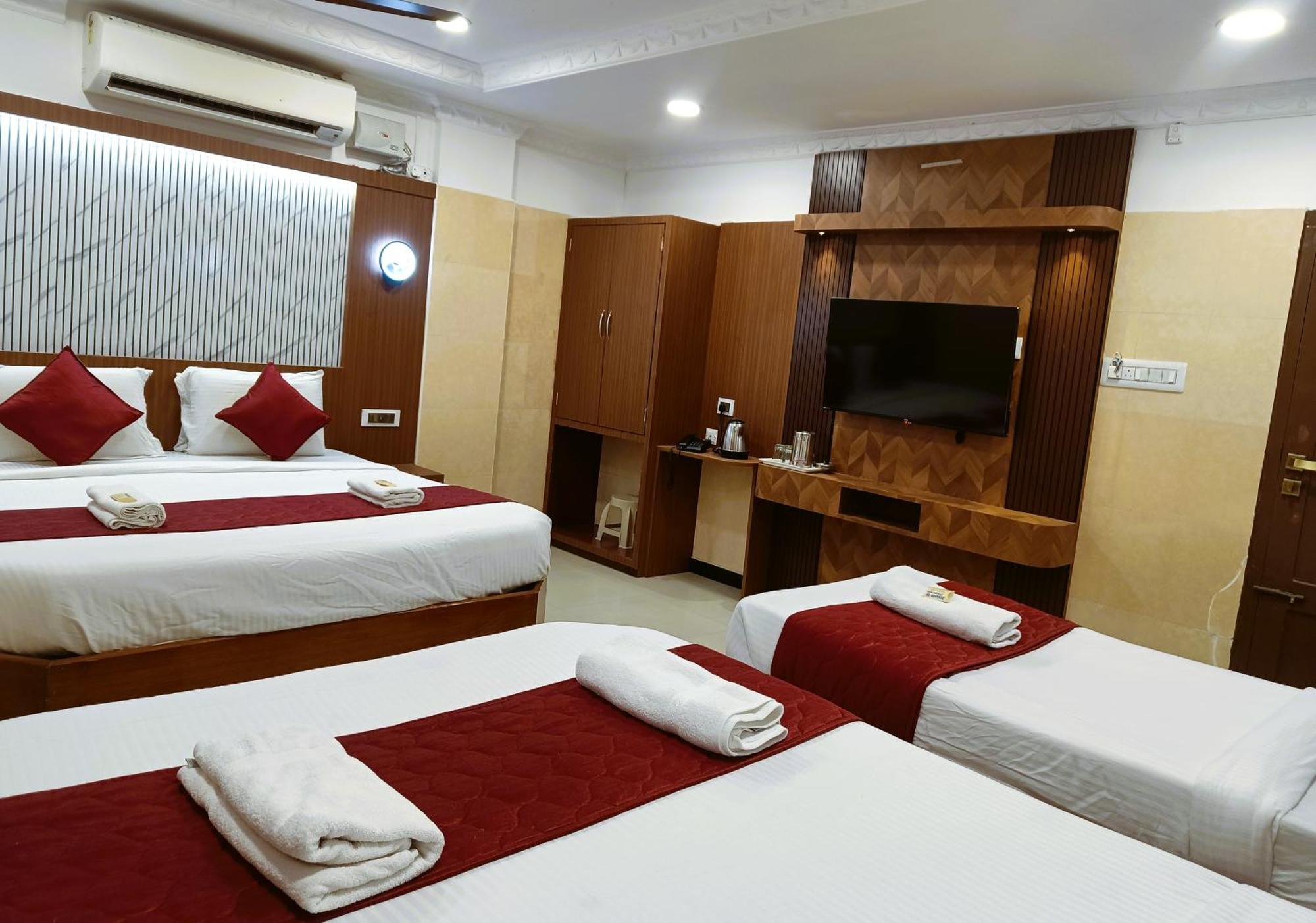 Hotel Jeyam Kanyakumari Esterno foto