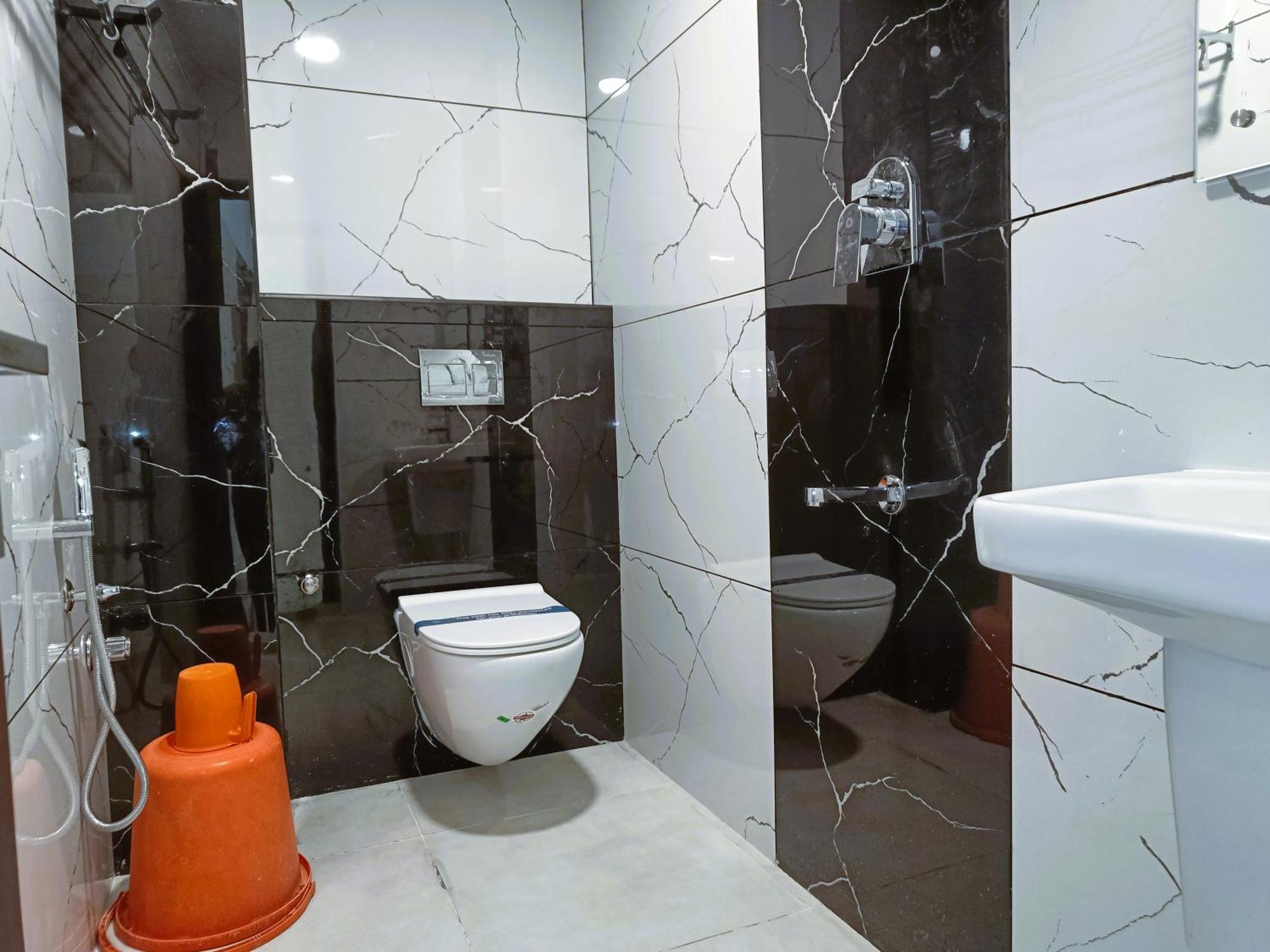 Hotel Jeyam Kanyakumari Esterno foto