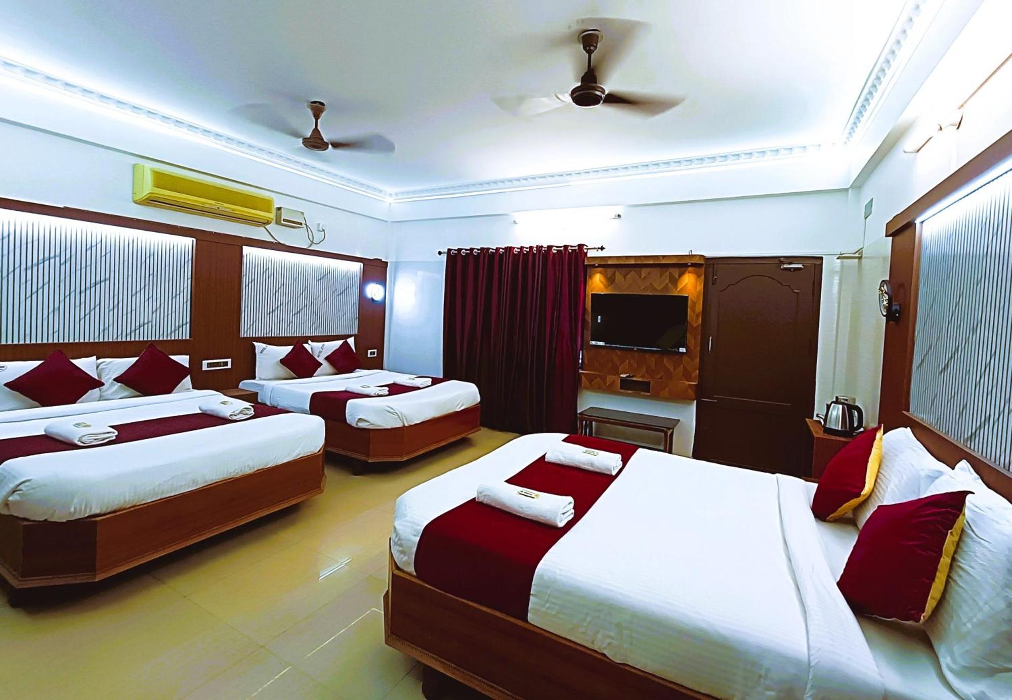 Hotel Jeyam Kanyakumari Esterno foto