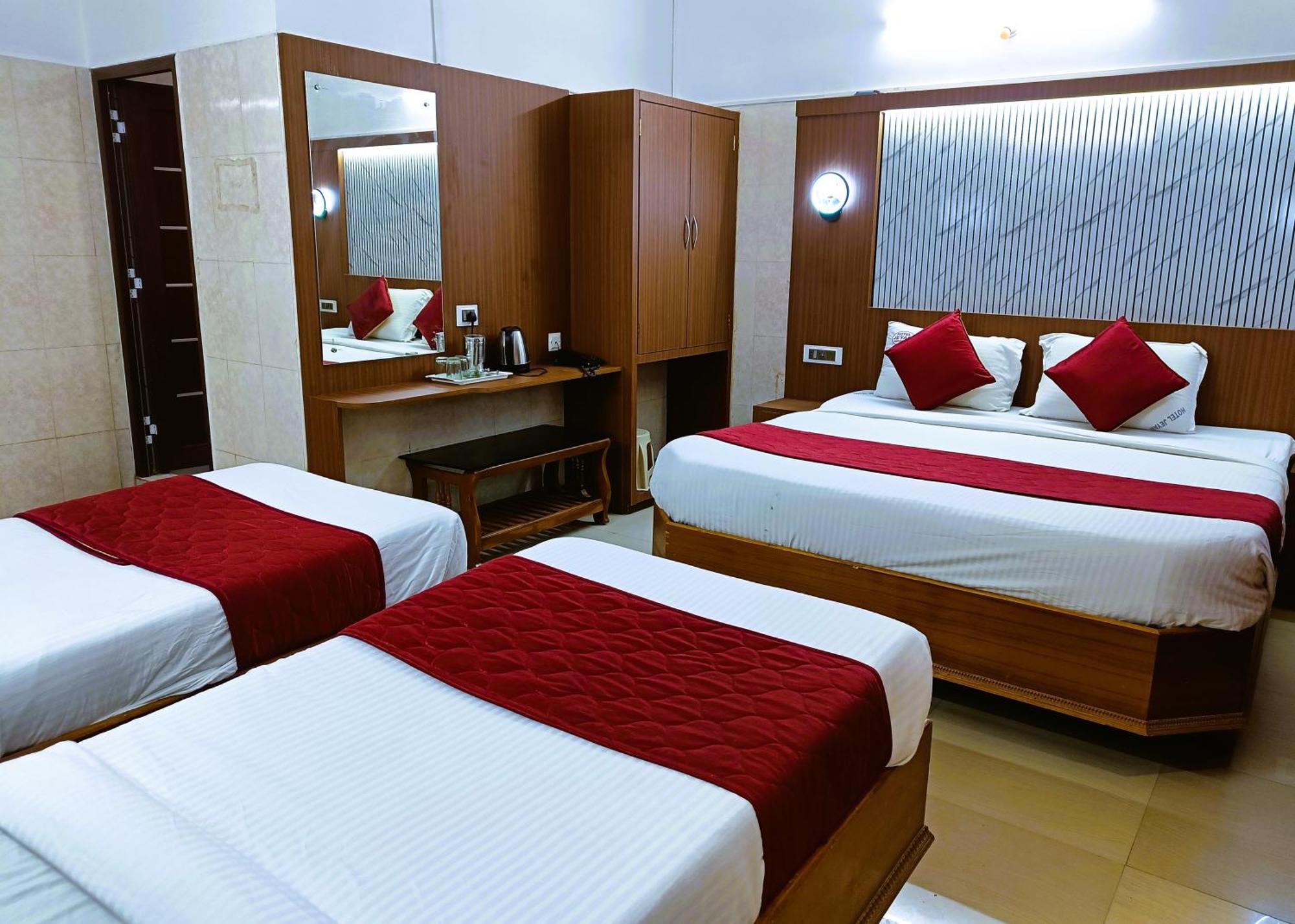 Hotel Jeyam Kanyakumari Esterno foto