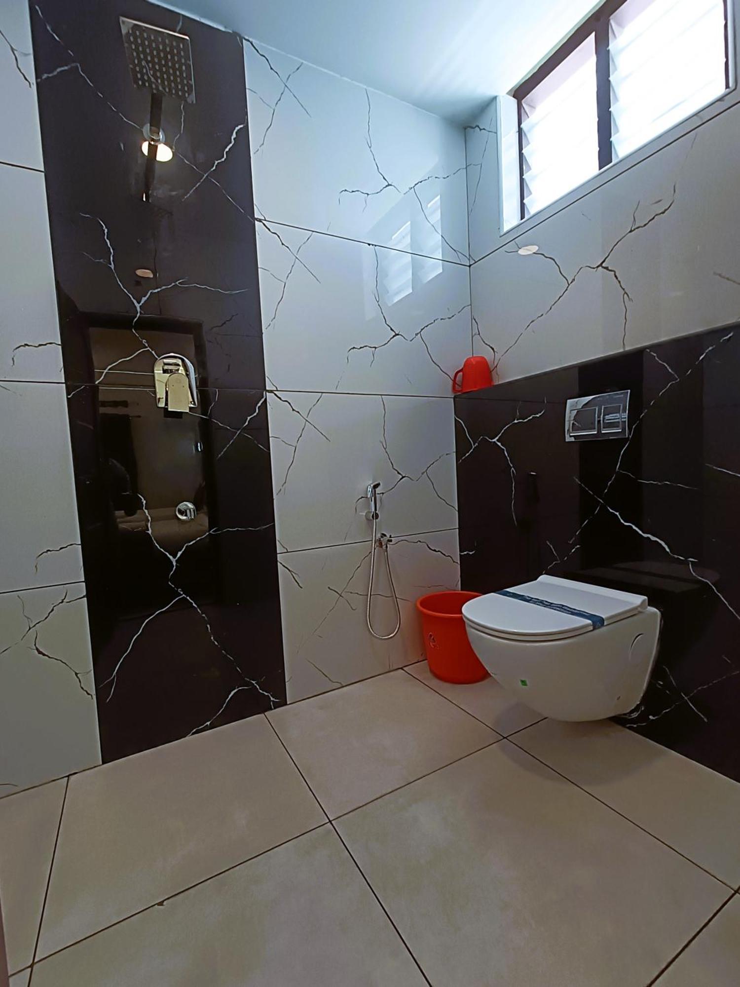 Hotel Jeyam Kanyakumari Esterno foto